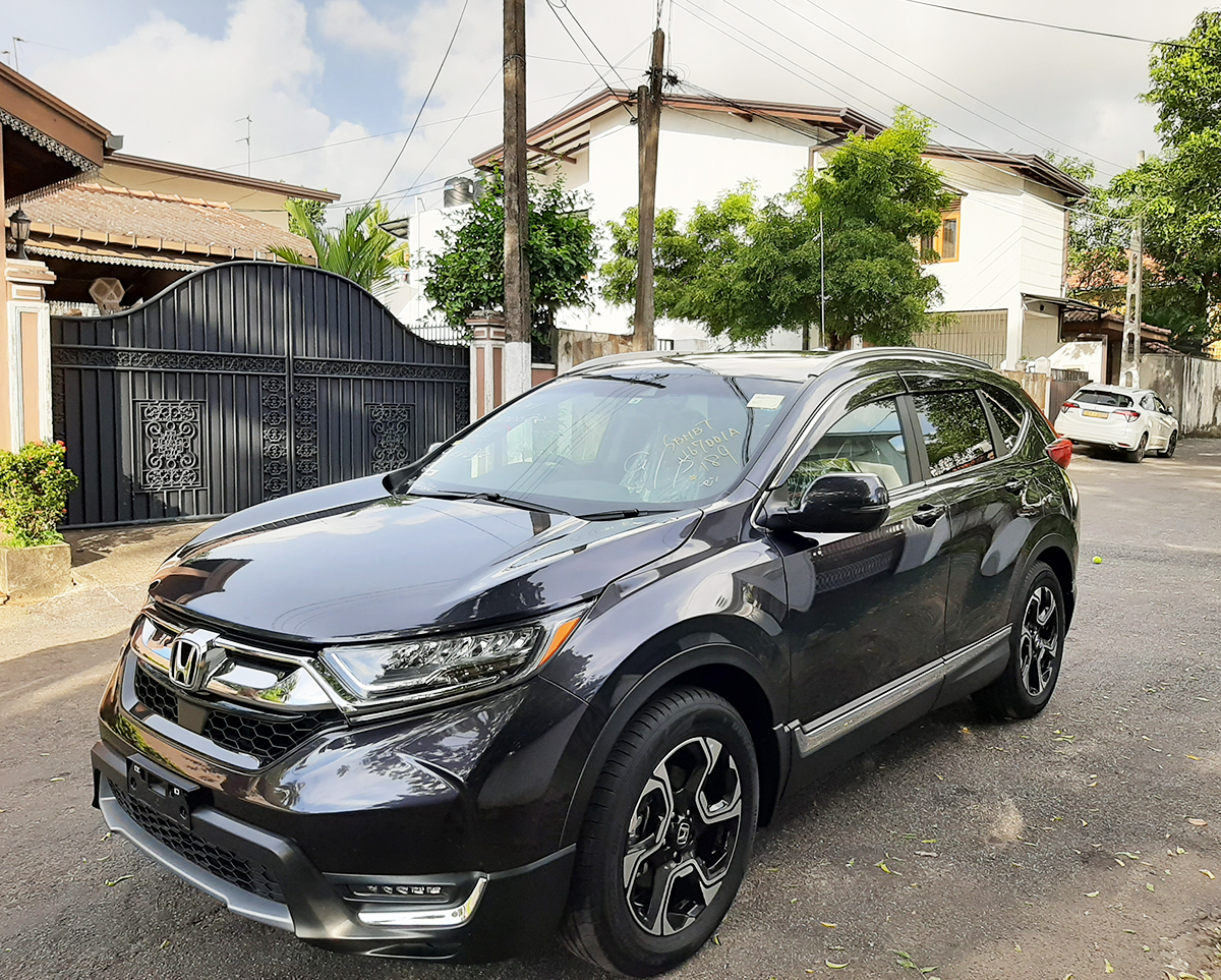 HONDA CRV 2018 - HandyBuy.lk