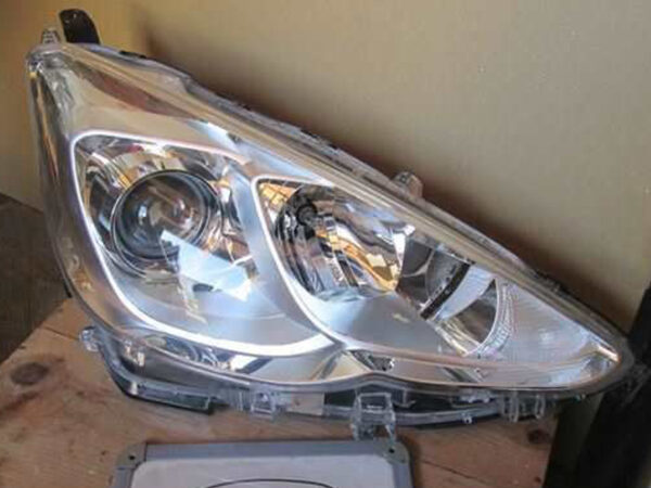 Toyota Aqua LED Headlight
