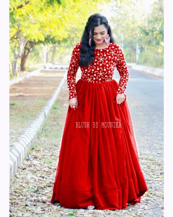Sparking  Embroidery Gown to Party Wear