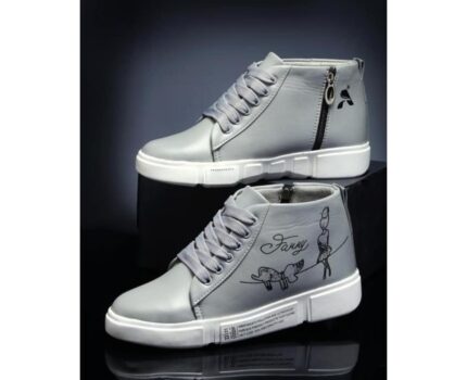 Women Fashionable Branded Shoes