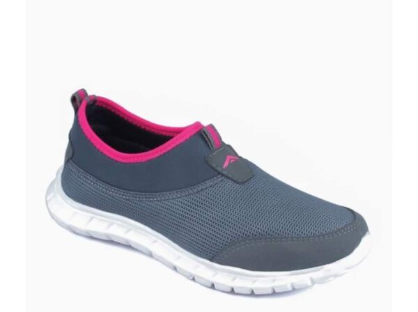 Women Fashionable Branded Shoes