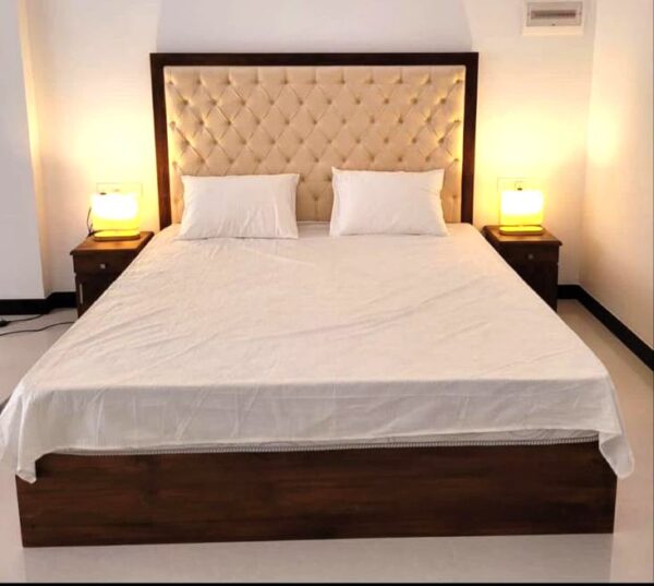 Aria Cushioned Cream Bed With Box Storage - 72x72
