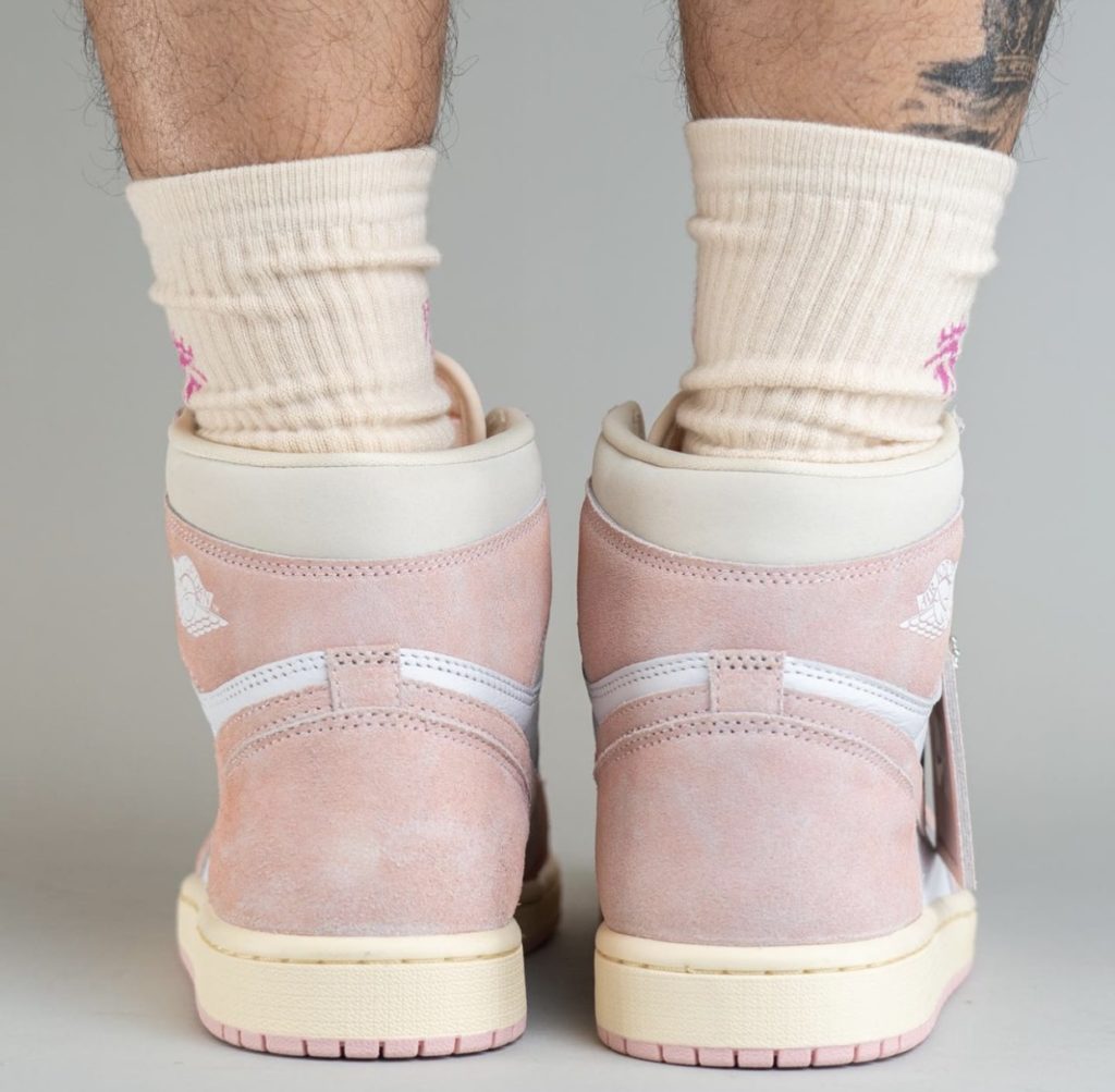 air-jordan-1-high-og-washed-pink-atmosphere-3-1024×1003