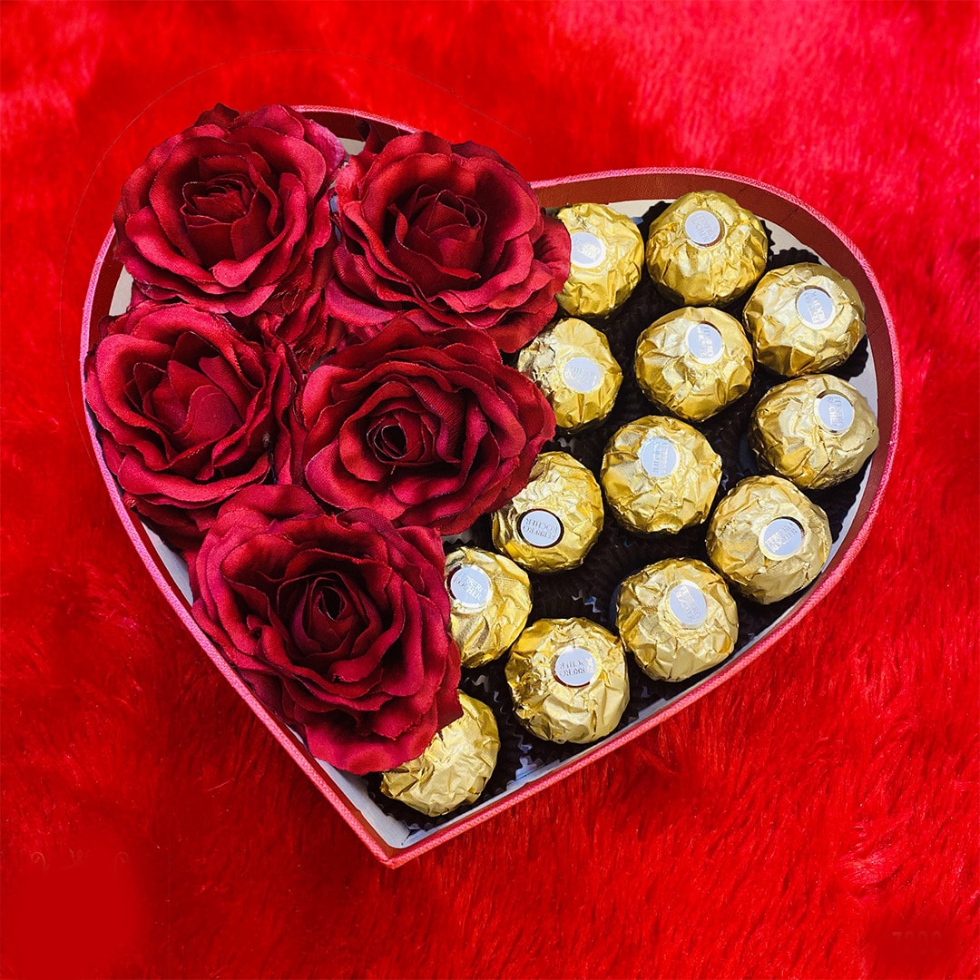 Rose heart with Rocher