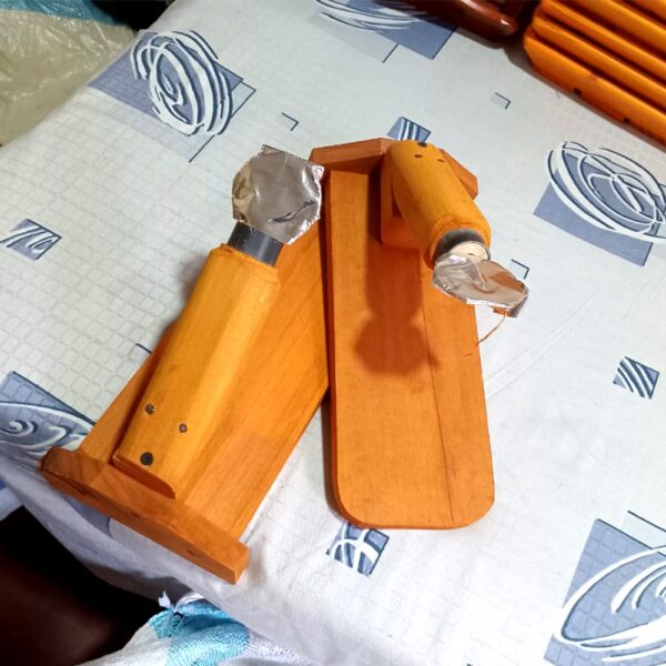 Coconut Scraper Portable Wooden Stainless Steel Blade Kitchen Grater Blades Tool