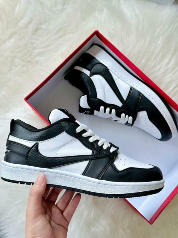 Leather Men's Nike Shoes