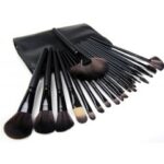 MAC- 24 Pcs Makeup Brushes set With Leather Pouch - Image 3