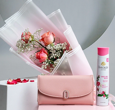 Soft Blush Rose & Beauty Gift Set